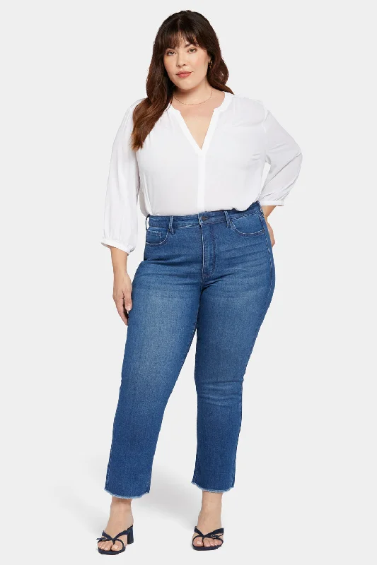 Slim Bootcut Ankle Jeans In Plus Size - Desire